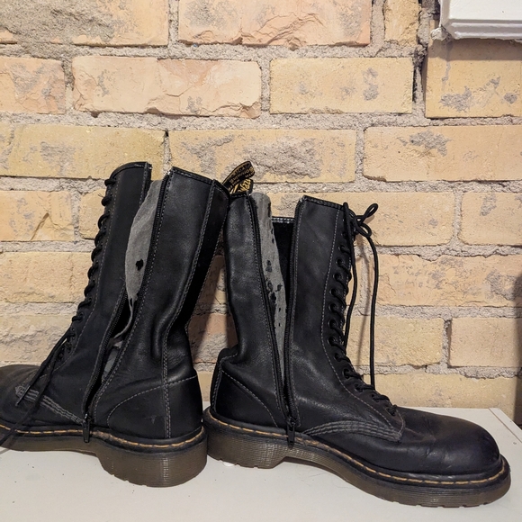 Dr. Marten 14 Eyelet Mid Calf Leather Boot Sz 8 - Picture 14 of 15